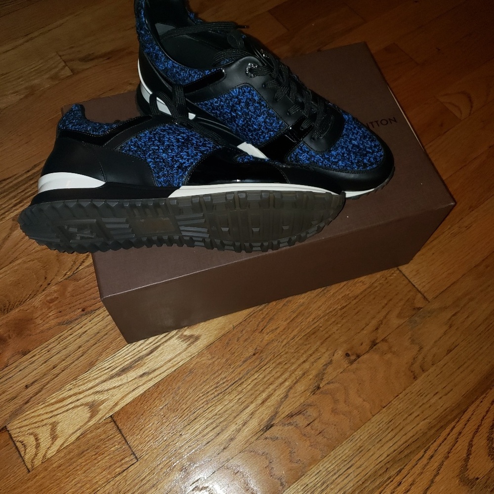 LOUIS VUITTON Sneakers - Picture 4 of 4